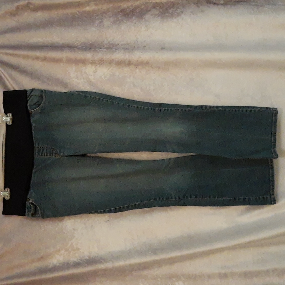 Liz Lange Maternity Jeans Stretch Pull-on Medium Wash Bootcut Size 8